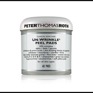 PETER THOMAS ROTH Un-Wrinkle Peel Pads (opened)